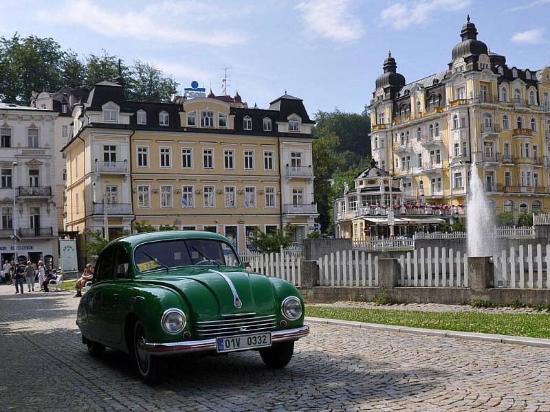 Sraz historických motorových vozidel v sobotu 4. července v Mariánských Lázních