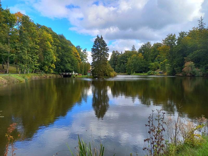 Zámecký park v Lázních Kynžvartu je dodnes cílem stovek turistů z celé republiky i Německa.