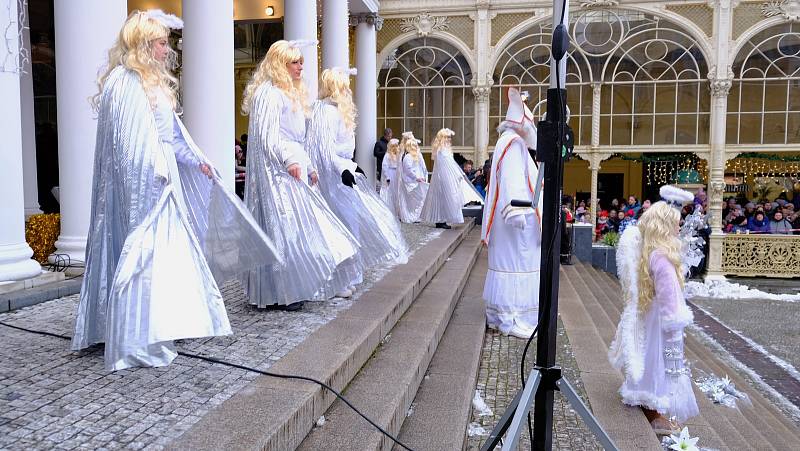 Andělé, čerti, Lucifer a Mikuláš: Mariánské Lázně zažily nebývalou podívanou