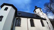 Evangelický kostel Dobrého pastýře je jediným kostelem v obci Podhradí, v okrese Cheb. Jedná se o barokní stavbu, která vznikla dostavbou, a následnou přestavbou původního menšího kostela.