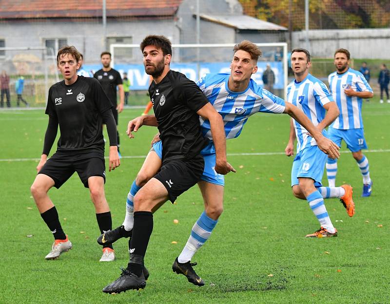 Chebské derby ovládla v rámci 11. kola Fortuna Divize A Viktoria Mariánské Lázně, která porazila Hvězdu Cheb 3:0.