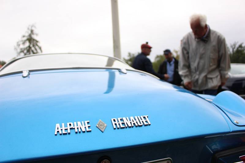 Historia Motor Club Františkovy Lázně pořádal v sobotu 1. září už 8. ročník Veteran Rallye Františkovy Lázně.