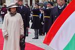 Přípravy na uvítací ceremoniál summitu prezidentů visegrádské čtyřky v Karlových Varech.