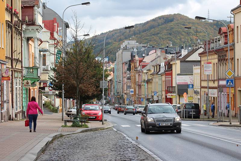 Tabulku míst, kde se necítí lidi bezpečně, vede už několik let Sokolovská ulice.