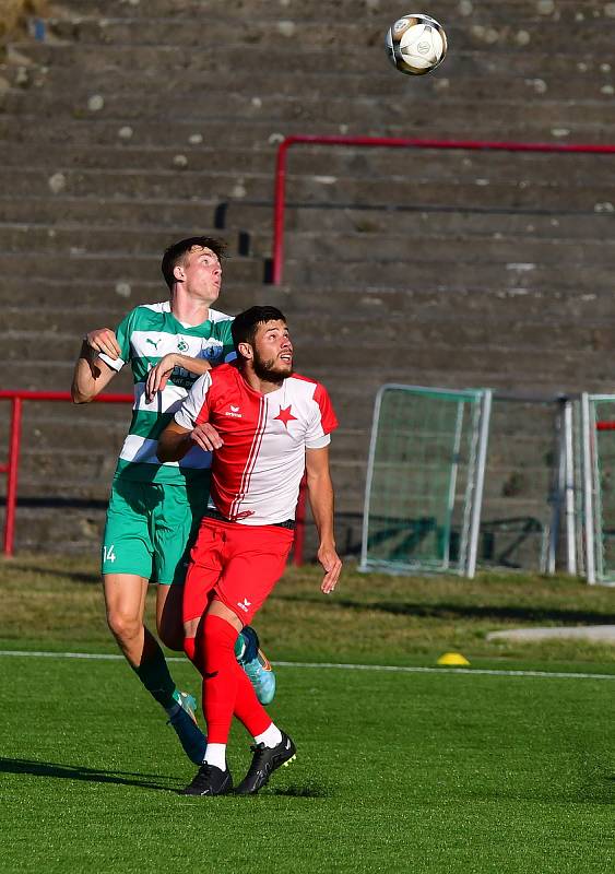 Fotbalisté karlovarské Slavie porazili v prvním kole Fortuna ČFL A rezervu Bohemians 2:0.