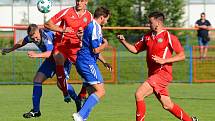 Vítězem krajského poháru mužů KKFS se stali po výhře 1:0, fotbalisté Nového Sedla (v červeném), kteří udolali nejdecký FK (v modrém).