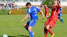 Vítězem krajského poháru mužů KKFS se stali po výhře 1:0, fotbalisté Nového Sedla (v červeném), kteří udolali nejdecký FK (v modrém).