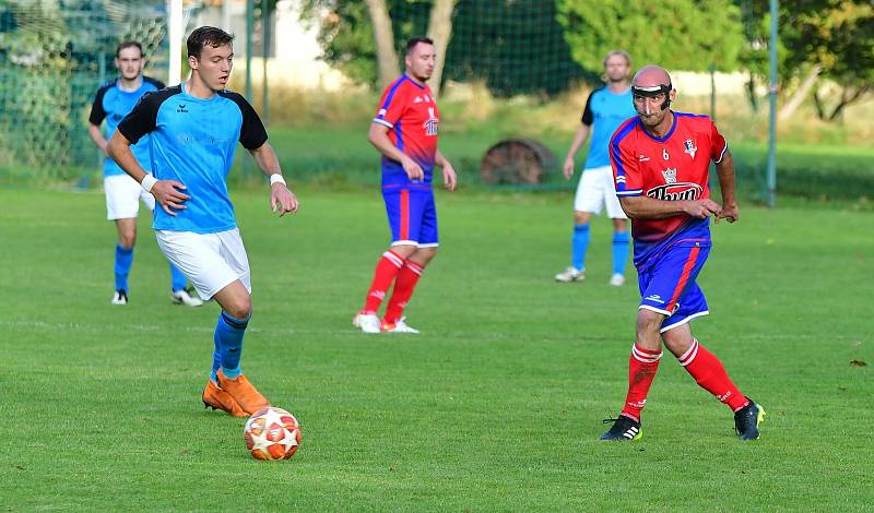 Hroznětín poprvé doma bodově ztrácel, remizoval s Novou Rolí 3:3.