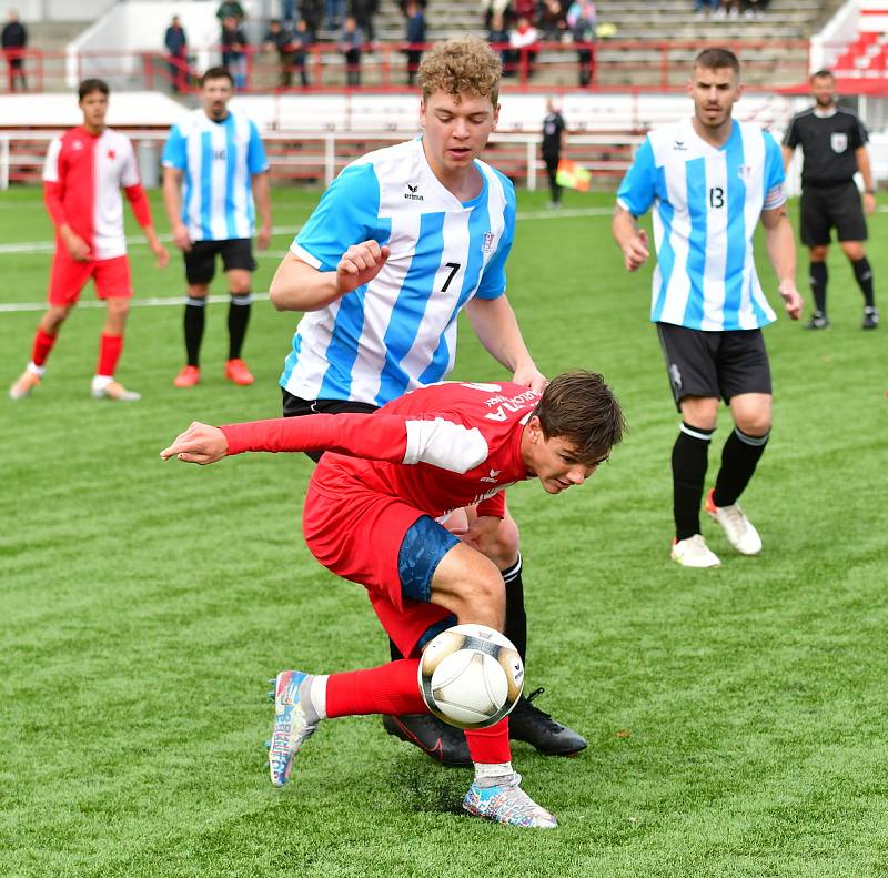 Mladíci Slavie dotáhli obrat do vítězného konce, porazili Novou Roli 5:2.