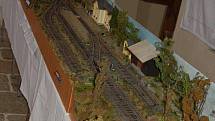 Výstava modelů železnic a všeho, co je s dráhou spojené, začala ve čtvrtek 4. března v ostrovském kostele Zvěstování Panny Marie. Potrvá do 12. dubna.