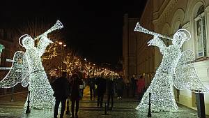 Karlovy Vary mají letos hned dvoje vánoční trhy.