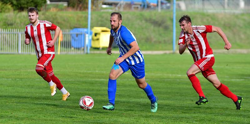 Ostrov si došel v Chodově pro výhru 5:1.