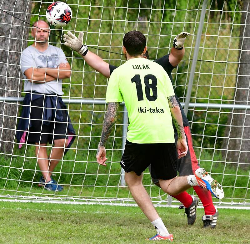 Rabbit Cup v malé kopané ovládl v Hroznětíně výběr Tiki-Taka.