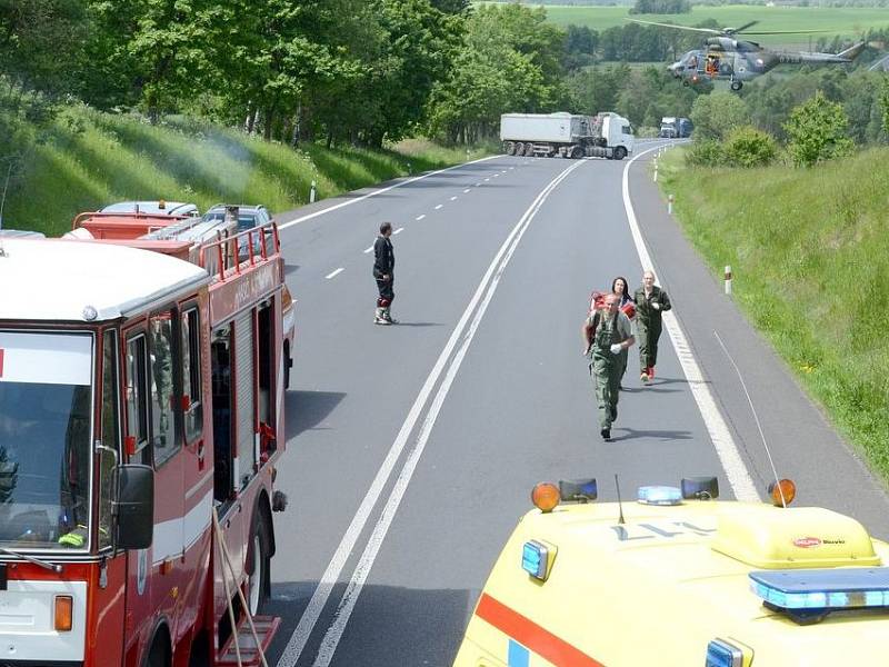 Hromadná nehoda pěti automobilů u Žalmanova.