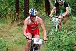 Čtvrtý ročník Xterra Czech Tour Koruna Pralines Ostrov 2010, který se uskutečnil tradičně v Ostrově ovládl Karlovarák Jak Kubíček. Na druhém místě zakončil závod v kategorii Elite Pavel Jindra, na bronzové příčce zakončil závod Martin Krňávek