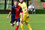 Dalovice (ve žlutém) zdolaly Útvinu 3:1.