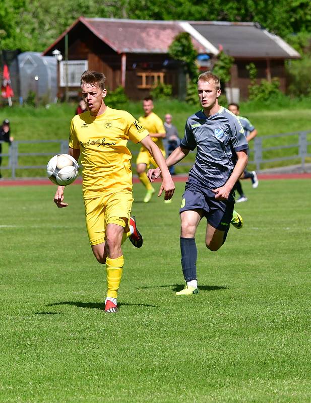 Dvanáct branek nastřílel soupeřům během jarní části Fortuna divize A útočník chebské Hvězdy Dominik Kubinec.