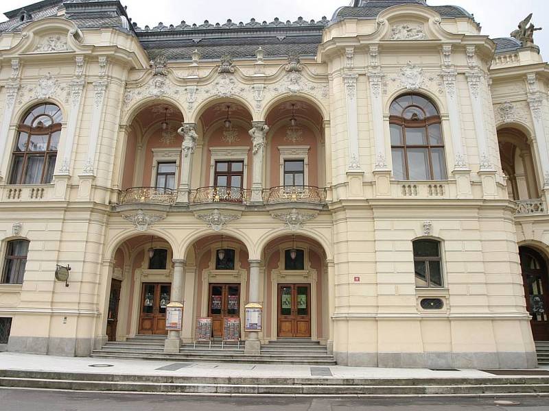 Městské divadlo Karlovy Vary