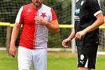 Fotbalisté varské Slavie remizovali v domácím prostředí s Plzní U19 (v černém) 2:2.