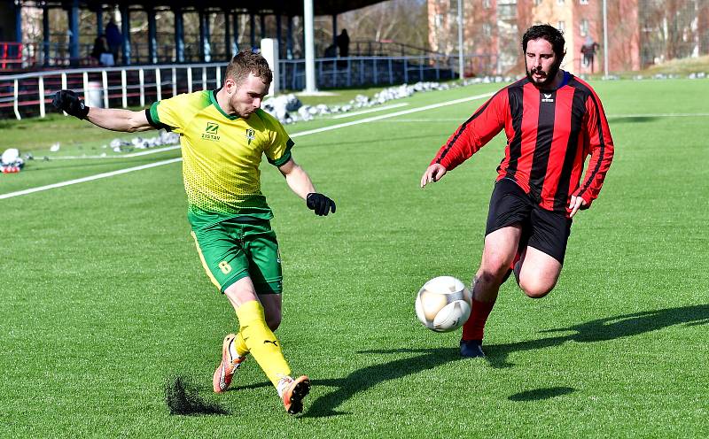 Dvory si připsaly na drahovické umělce na své konto vítězství nad Loktem v poměru 4:2, které bylo dvanáctým v soutěži.