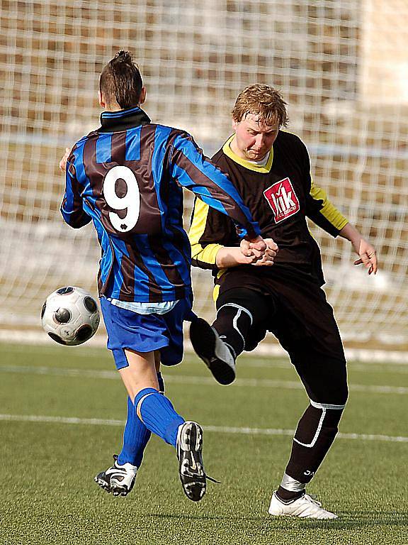 V 1. kole poháru ČMFS Březová porazila Sedlec 2:1.