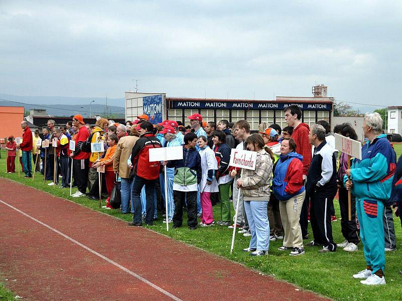 Sportovní den domovů sociálních služeb Karlovarského kraje se konal na stadionu AC Start Karlovy Vary