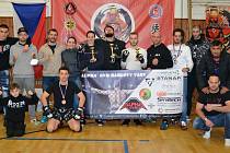 Zápasníci Alpha Gym Karlovy Vary  uspěli v Chodově na Samurai Cupu, kde dosáhli na dvanáct medailí. Foto: Zdeněk „Zombie“ Ševcovič