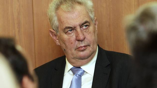 Prezident Miloš Zeman zrušil návštěvu Karlovarského kraje plánovanou na povolební týden.