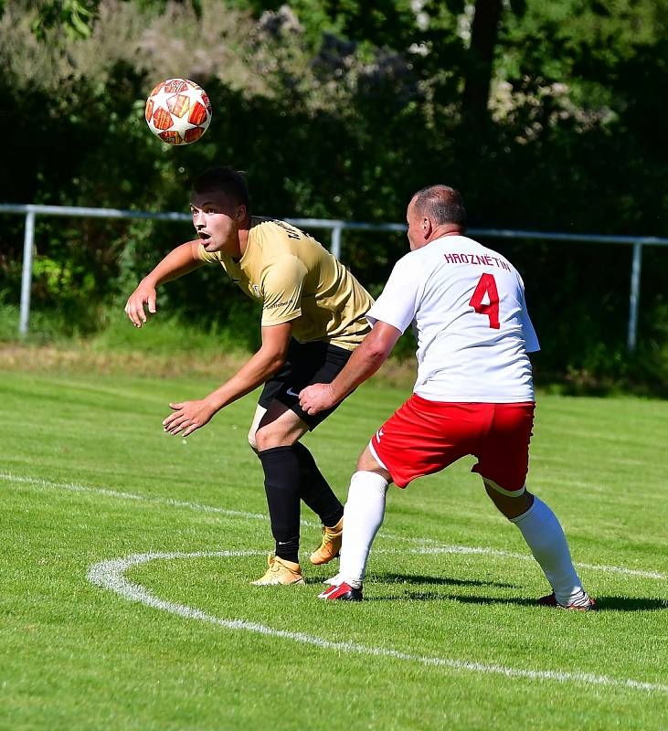 Děpoltovice prohrály v podzimní části III. třídy pouze jedno utkání, když v Hroznětíně nestačily na tamní rezervu, které podlehly 2:5. 