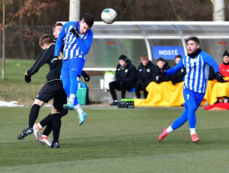 FK Ostrov – FC Viktoria Mariánské Lázně 2:1 (1:0).