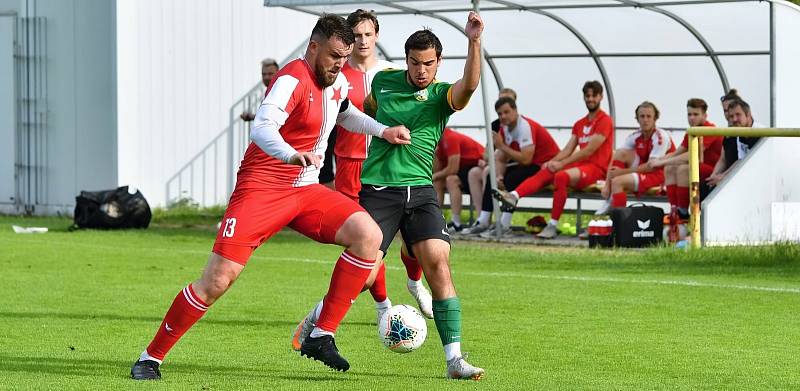 FK Baník Sokolov - FC Slavia Karlovy Vary 2:4 (1:2).