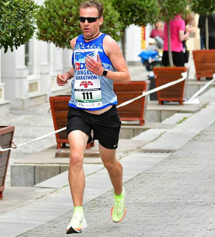 9. ročník Mattoni 1/2Maraton Karlovy Vary.