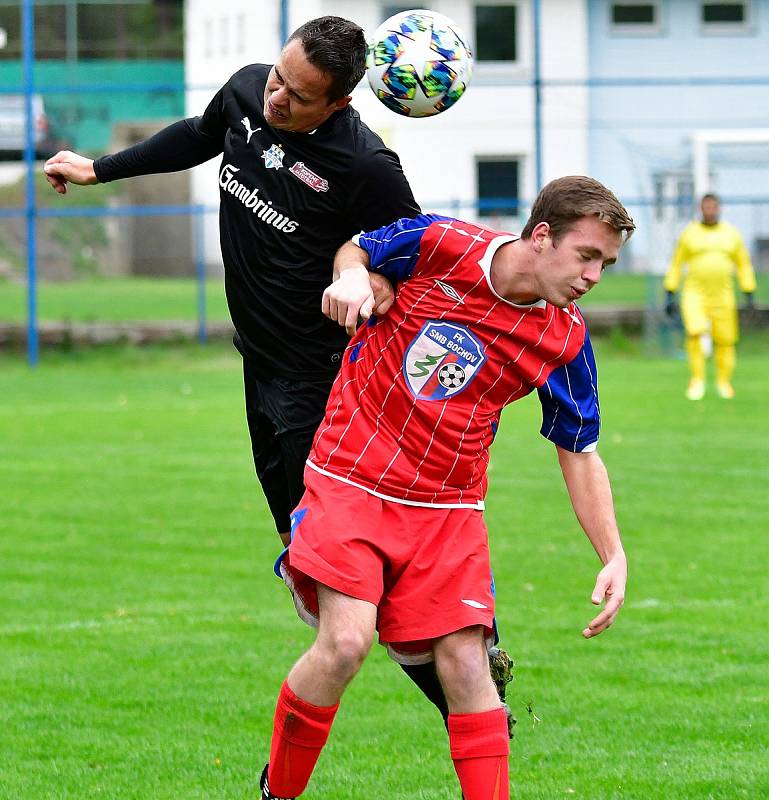 Premiérovou výhru zaznamenali v podzimní části přeboru fotbalisté nejdecké rezervy, když porazili Bochov 2:0.