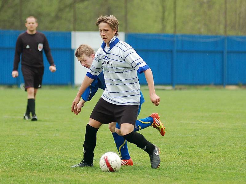 Nejdek si připsal domácí výhru 2:0 nad složeným týmem Sedlece a karlovarské Lokomotivy. 