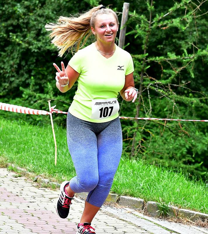 Náročná trasa  lázeňským centrem o délce 6,4 km čekala na 202 běžců, kteří se postavili na start osmého ročníku.