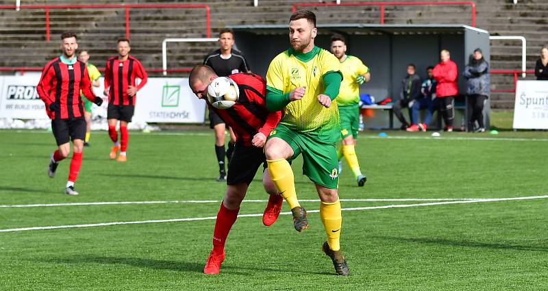 Dvory si připsaly na drahovické umělce na své konto vítězství nad Loktem v poměru 4:2, které bylo dvanáctým v soutěži.