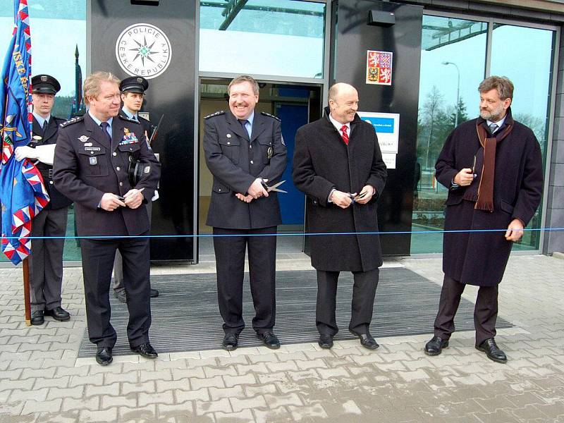 Slavnostní otevření nového policejního ředitelství v Karlových Varech