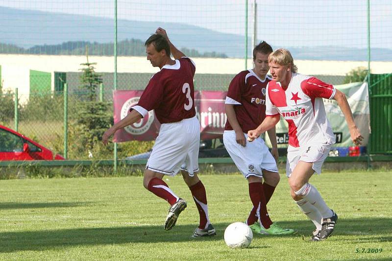 Po dlouhých dvanácti letech se opět představí v Sedleci fotbalové legendy, které se střetnou v derby pražských S.