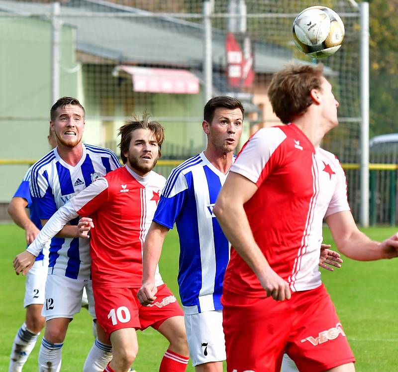 Karlovarská Slavia nestačila ve Dvorech na Domažlice, kterým podlehla po velkém boji 2:3.