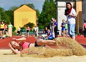 Úctyhodných 176 atletů se představilo ve středu v Ostrově na Memoriálu Miroslava Kitzbergera v atletice.