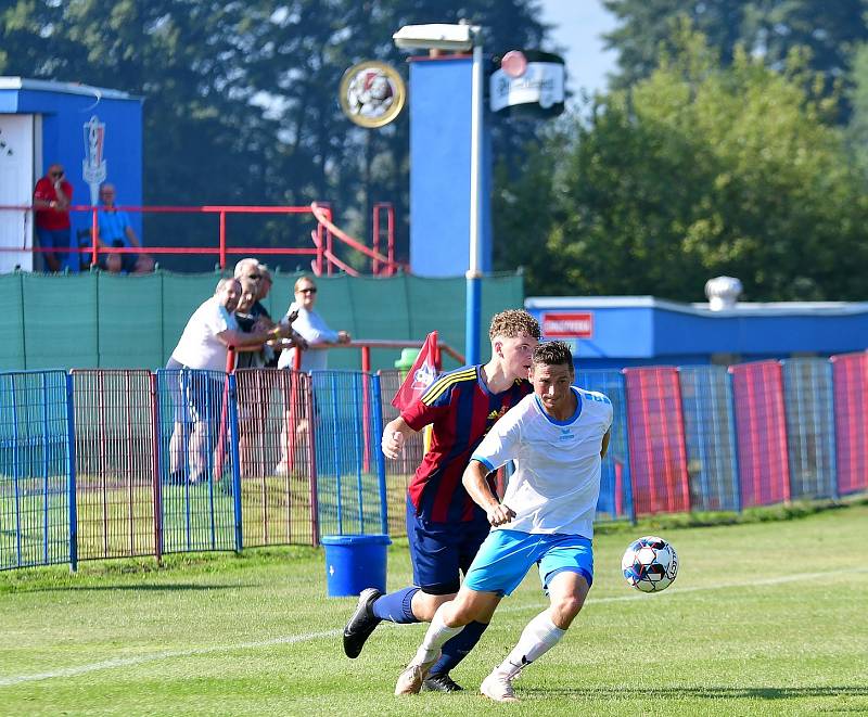 První místo si připsala na novorolském letním turnaji hroznětínská Olympie, která dosáhla v přípravě na zlatý turnajový hattrick.