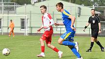 V souboji třetiligových týmů uspěla karlovarská Slavia, která porazila Teplice B 2:0.