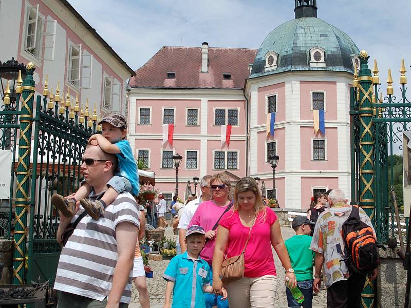 BEČOVSKÉ SLAVNOSTI byly úspěšné a opět přilákaly tisíce lidí.