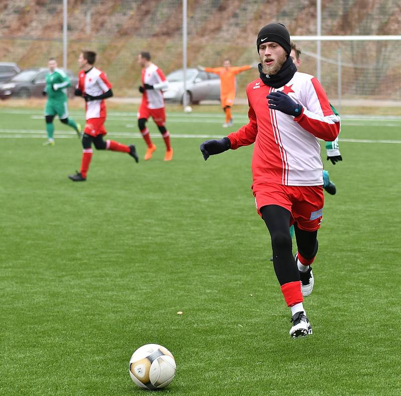 Bez fotbalu. Na individuální tréninky si museli během několika dní zvyknout fotbalisté napříč Karlovarským krajem.