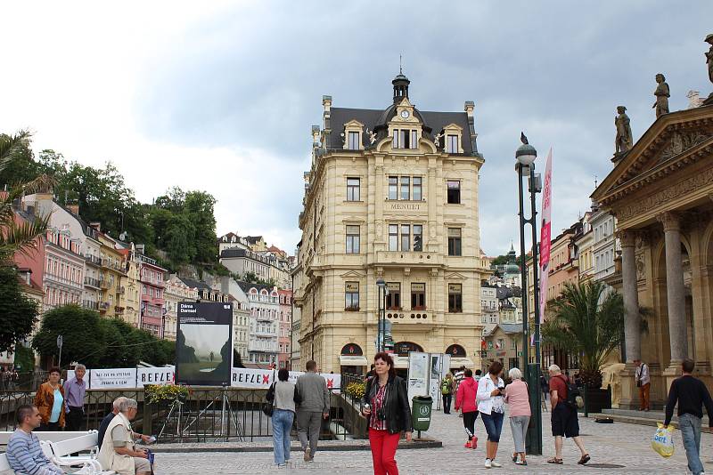 Karlovy Vary žijí přípravami Mezinárodního filmového festivalu, který začíná v pátek 29. června.