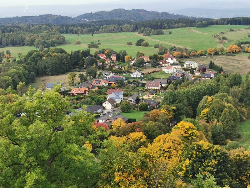 Zřícenina hradu Andělská hora přitahuje lidi už desítky let