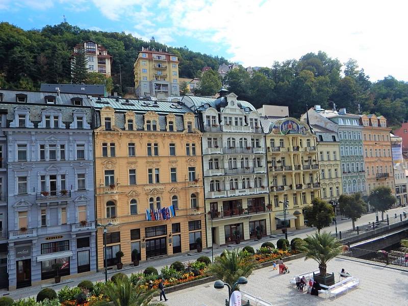 Místo, na kterém vzniklo centrum Karlových Varů, zůstávalo dlouhou dobu mimo zájem populace.