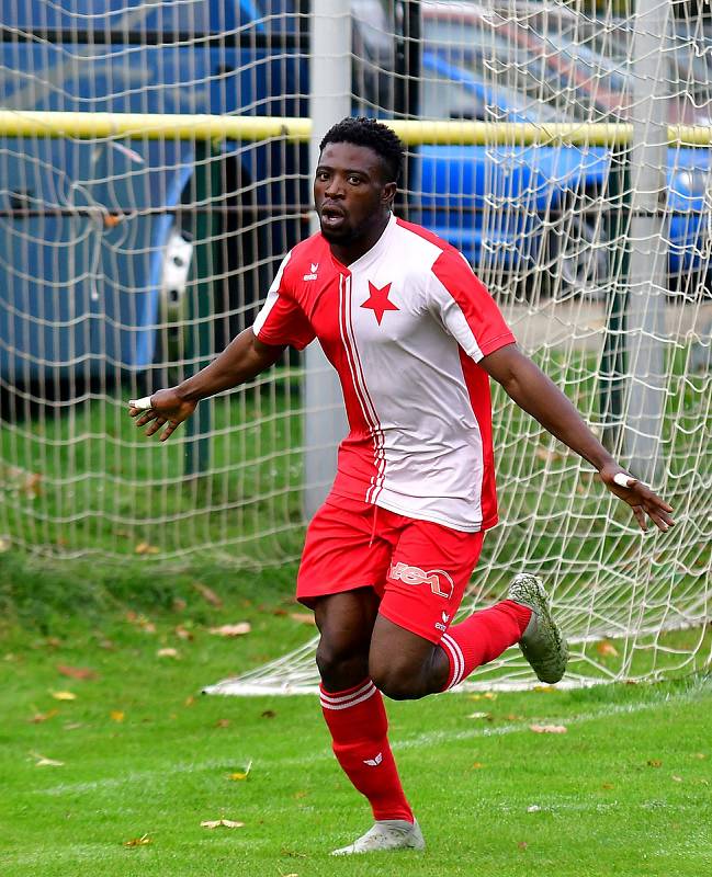 Karlovarská Slavia nestačila ve Dvorech na Domažlice, kterým podlehla po velkém boji 2:3.