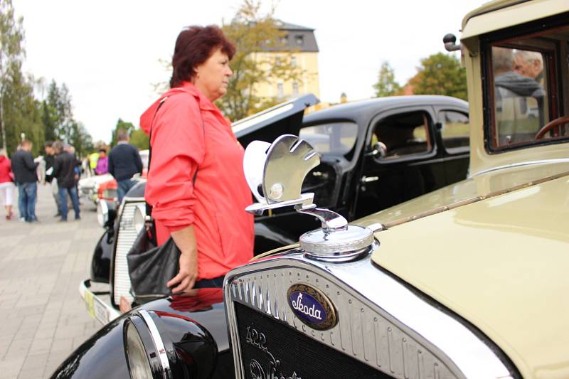 Historia Motor Club Františkovy Lázně pořádal v sobotu 1. září už 8. ročník Veteran Rallye Františkovy Lázně.