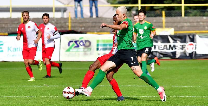 Sokolov porazil v třetiligovém derby karlovarskou Slavii 3:1.